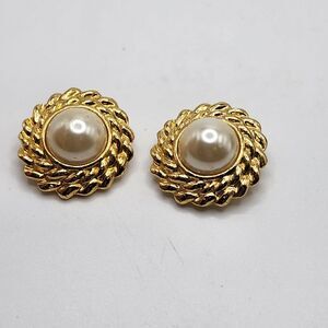 Vintage Gold Tone Twisted Chain Link & Faux Pearl Shoe Clips Republic Of China